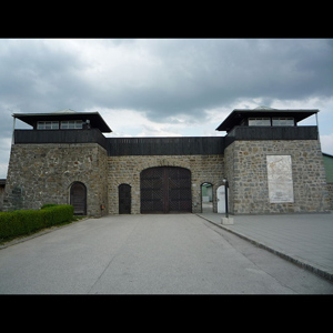 mauthausen entrance